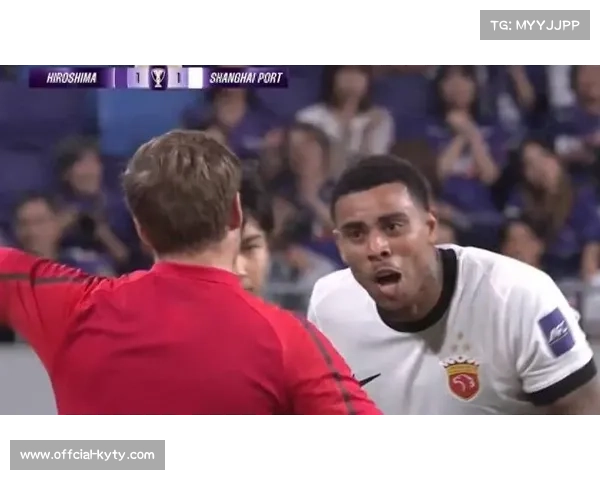 凯塞多蹬踏梅里诺瞬间，VAR介入改判直红